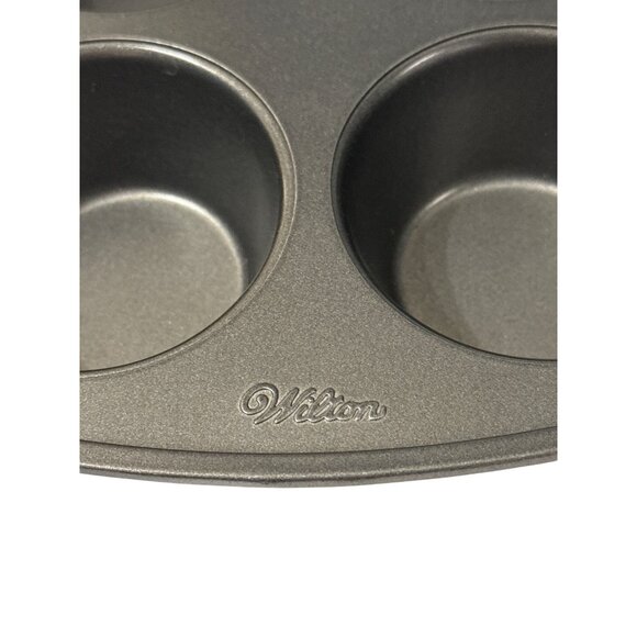 Wilton 6-Cup XL Muffin Pan Nonstick 2" Depth Heavy-Duty Bakeware - Picture 4 of 9